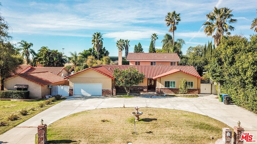 Property Photo: 9343 Balcom Avenue CA 91325