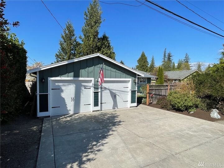 Property Photo:  21666 SE 269th St  WA 98038 
