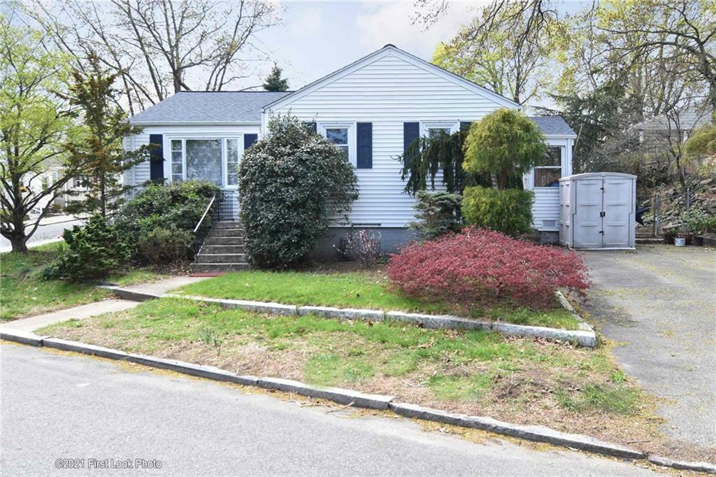 Property Photo:  108 Sunbury St  RI 02908 