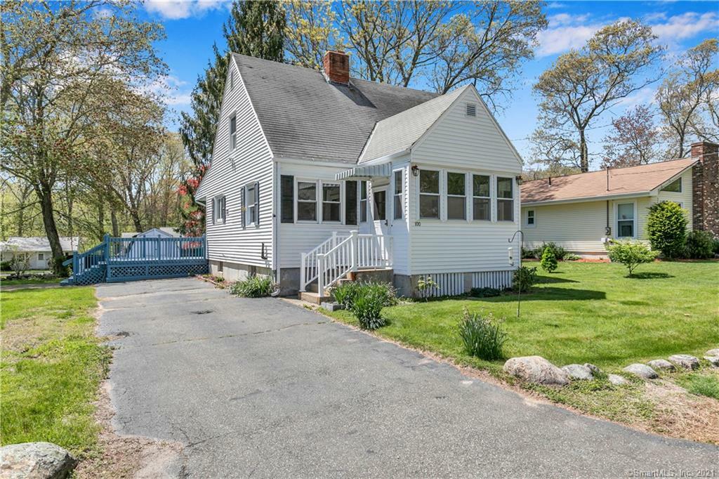 Property Photo:  100 Oakwood Road  CT 06357 