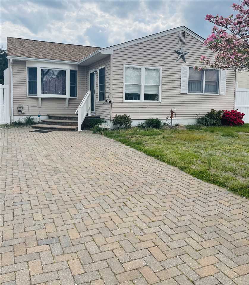 Property Photo:  214 Oakdale  NJ 08251 