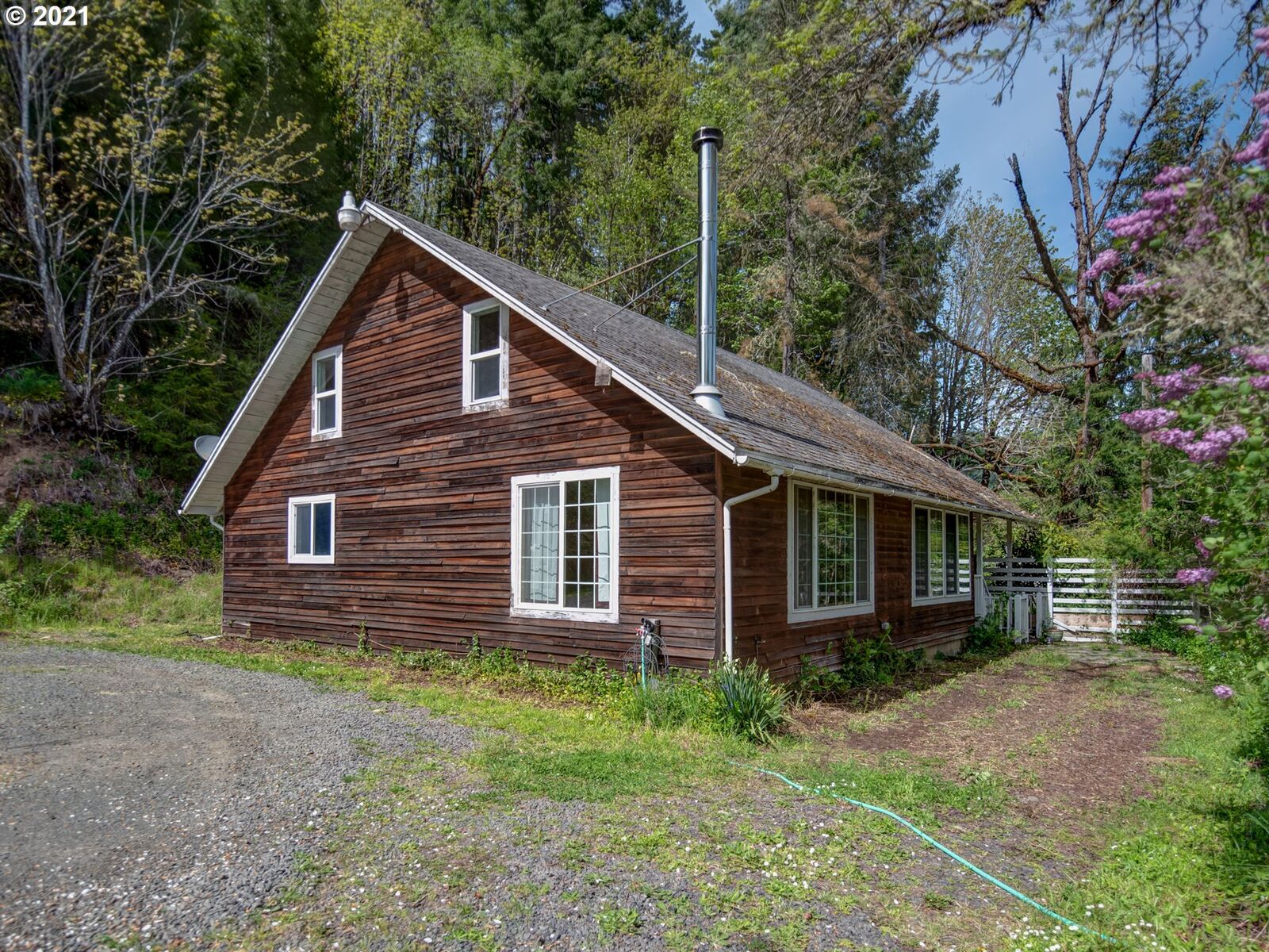 Property Photo: 18649 Hwy 36 OR 97412