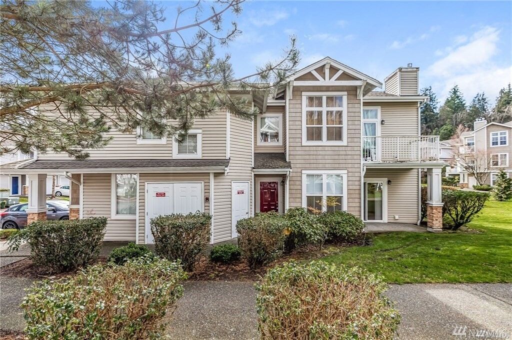 Property Photo:  23790 SE Summerhill Lane  WA 98029 