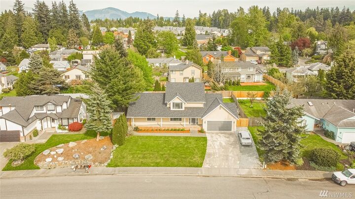 Property Photo: 324 S 30th St WA 98274