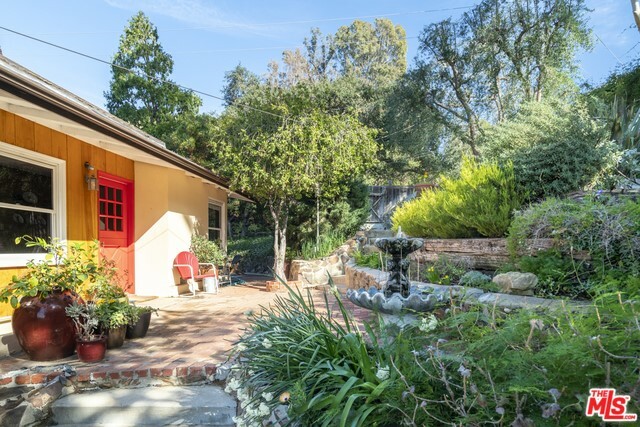 Property Photo:  20756 Hillside Drive  CA 90290 