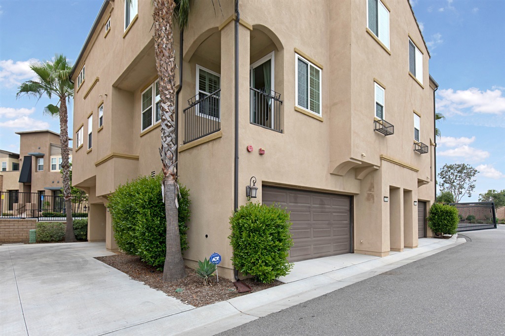 Property Photo:  5055 Tranquil Way 102  CA 92057 