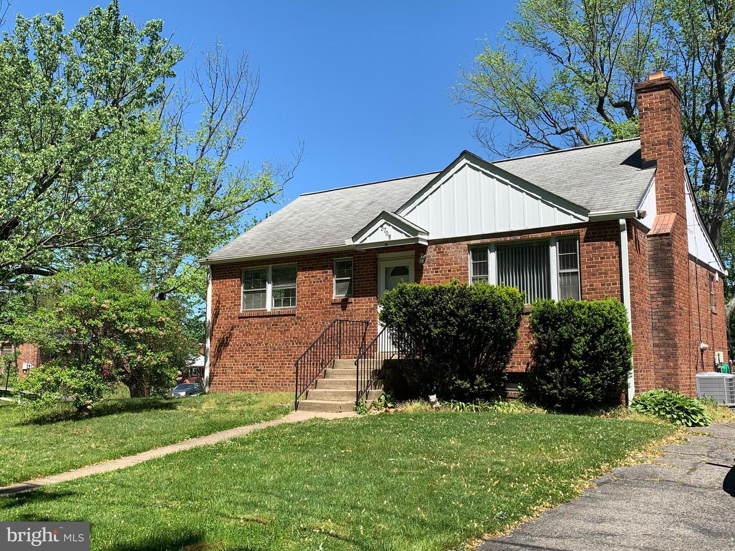 Property Photo:  2700 Old Barnaby Road  MD 20748 