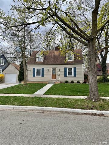 Property Photo:  407 Waverley Avenue  MI 48067 