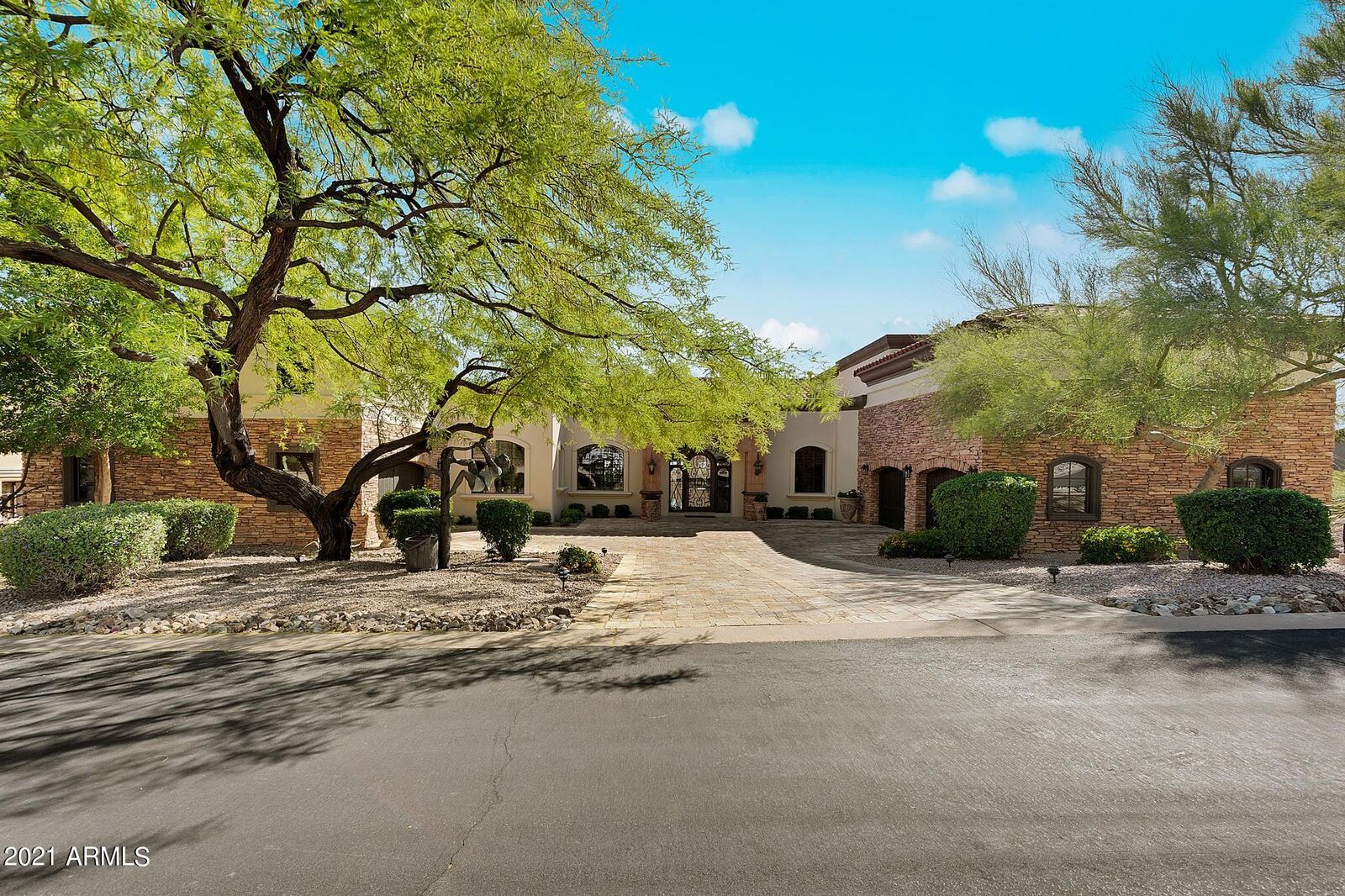 Property Photo: 10721 E La Junta Road AZ 85255
