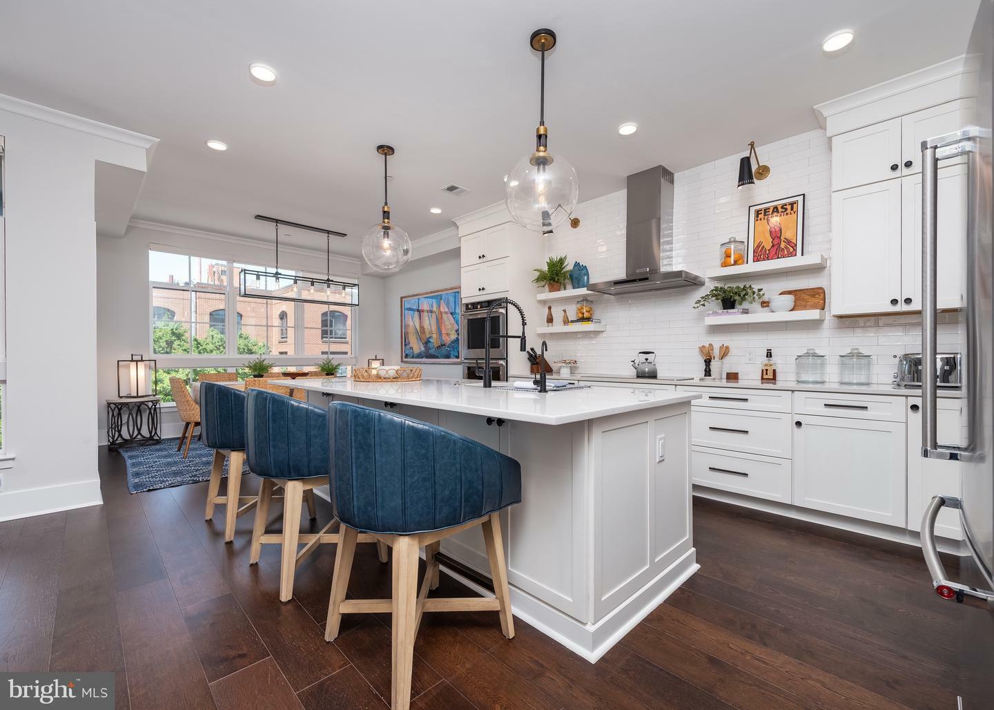 Property Photo: 141 West Street 304 MD 21401