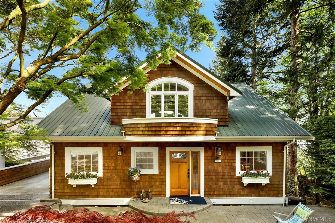 Property Photo: 3377 Biz Point Rd WA 98221