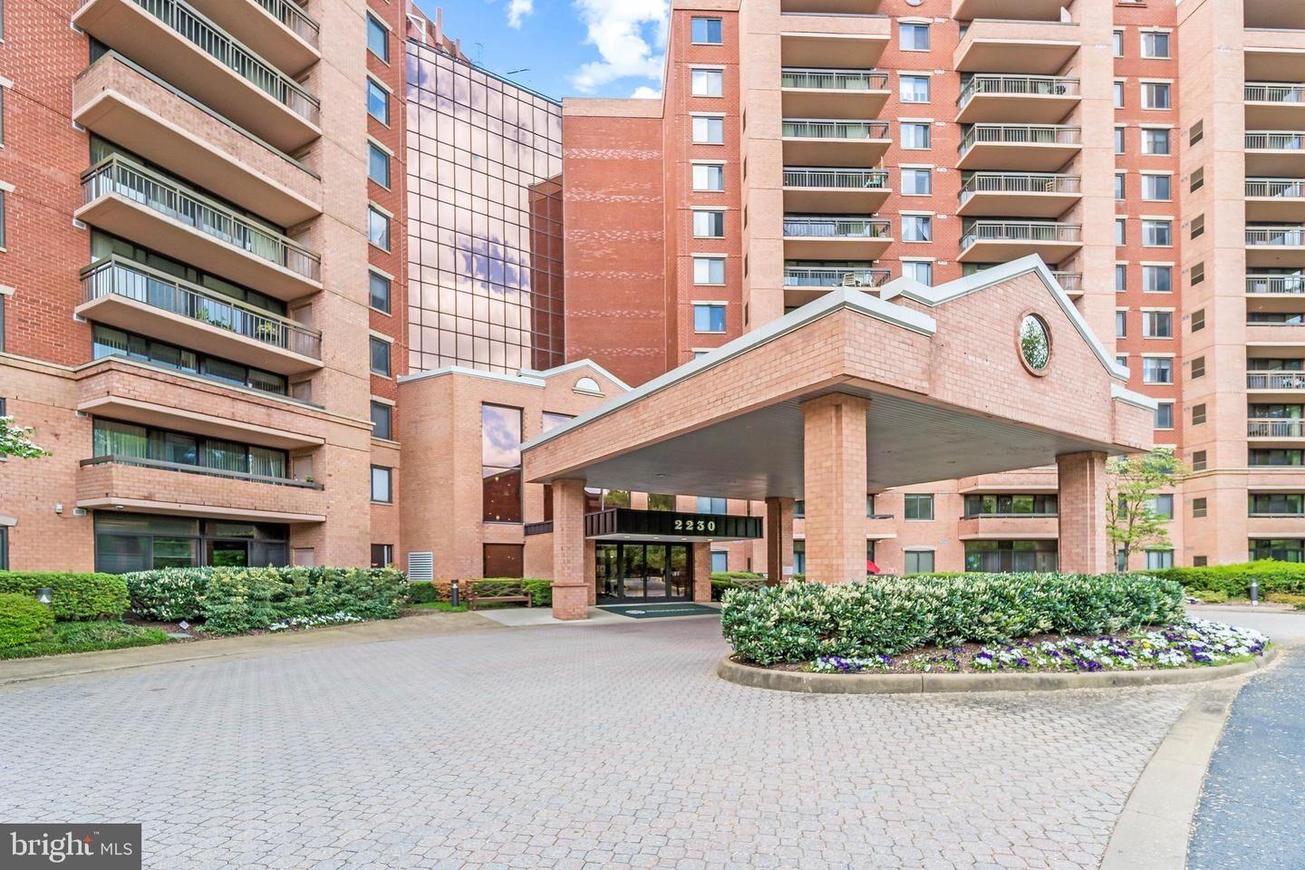Property Photo:  2230 George C Marshall Drive 1026  VA 22043 
