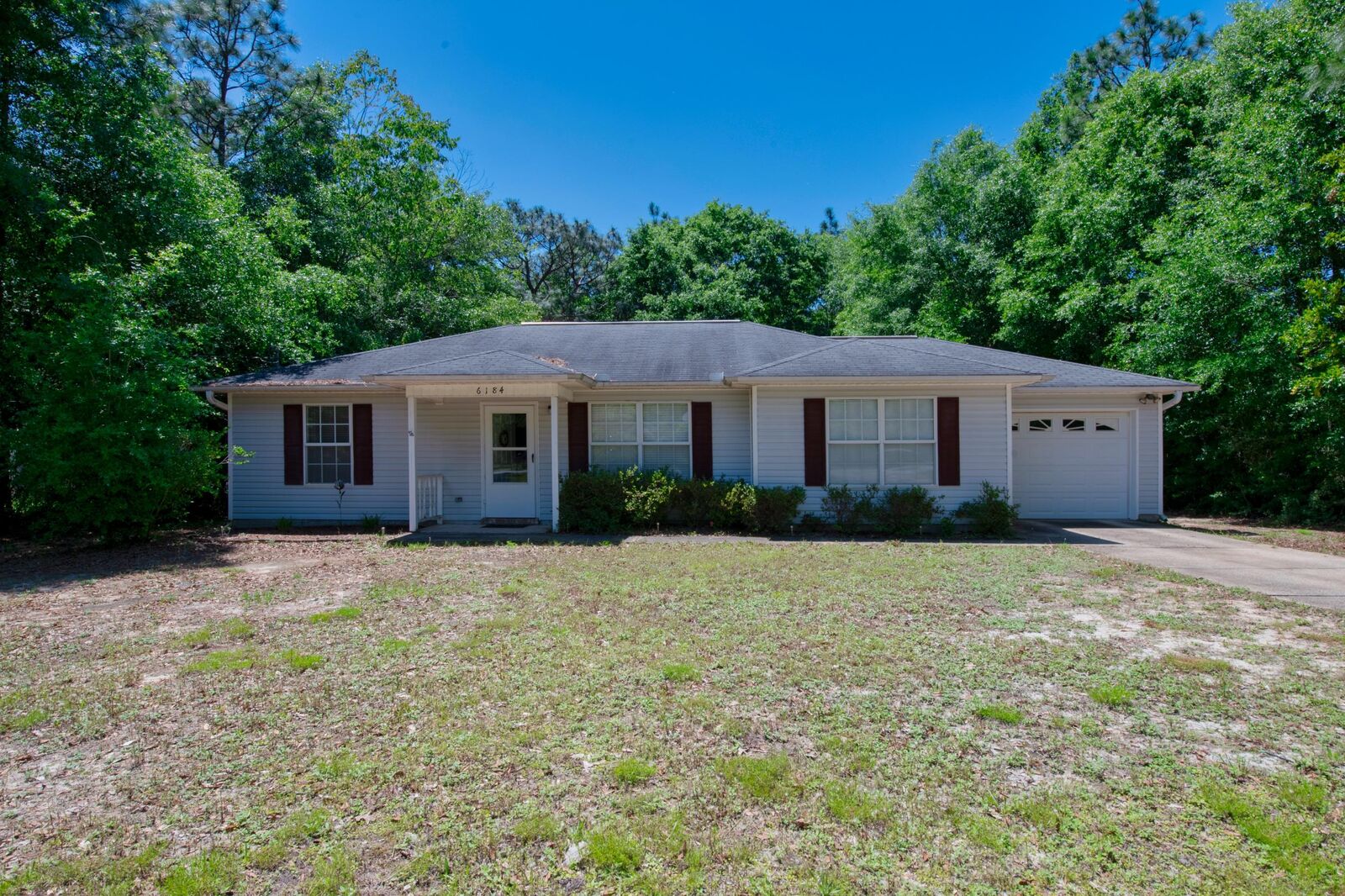 Property Photo: 6184 Sundew Street FL 32539