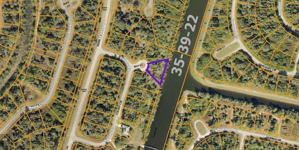 Property Photo: Ben Court FL 34288