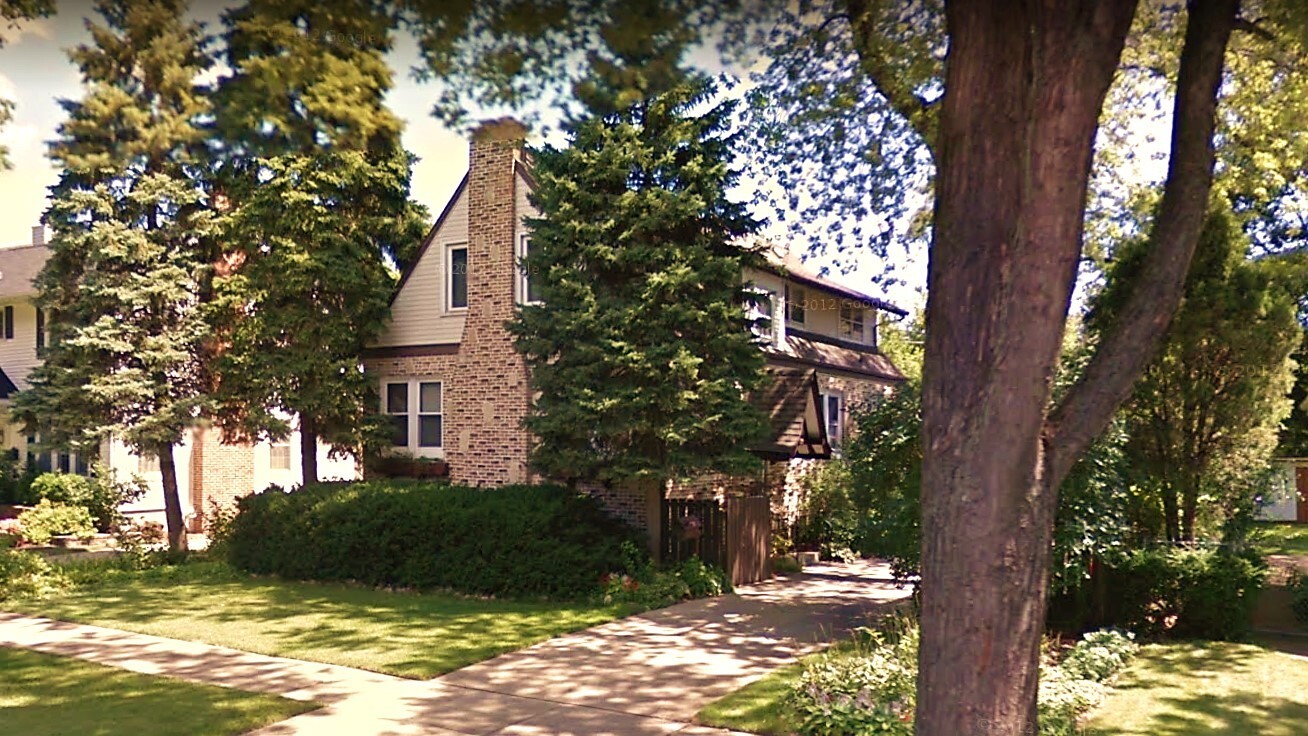 Property Photo:  501 S Knight Avenue  IL 60068 