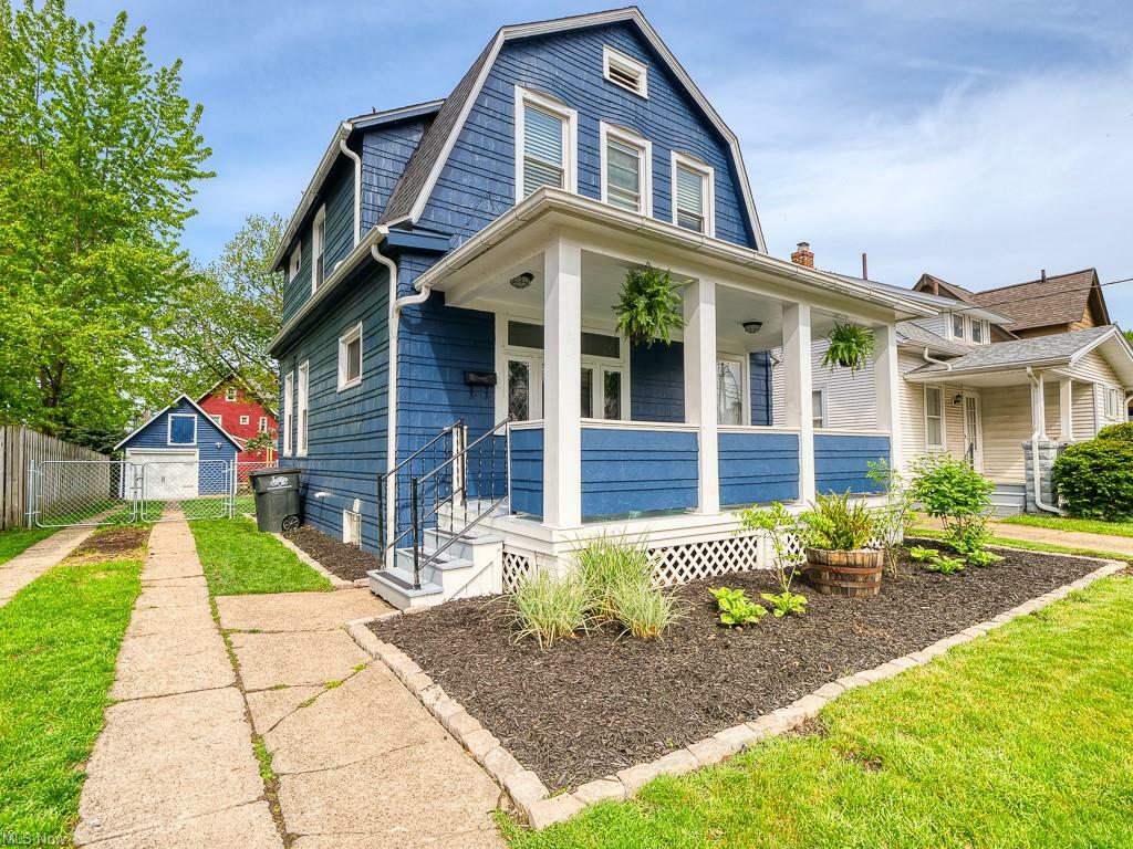 Property Photo: 1358 Park Row OH 44107