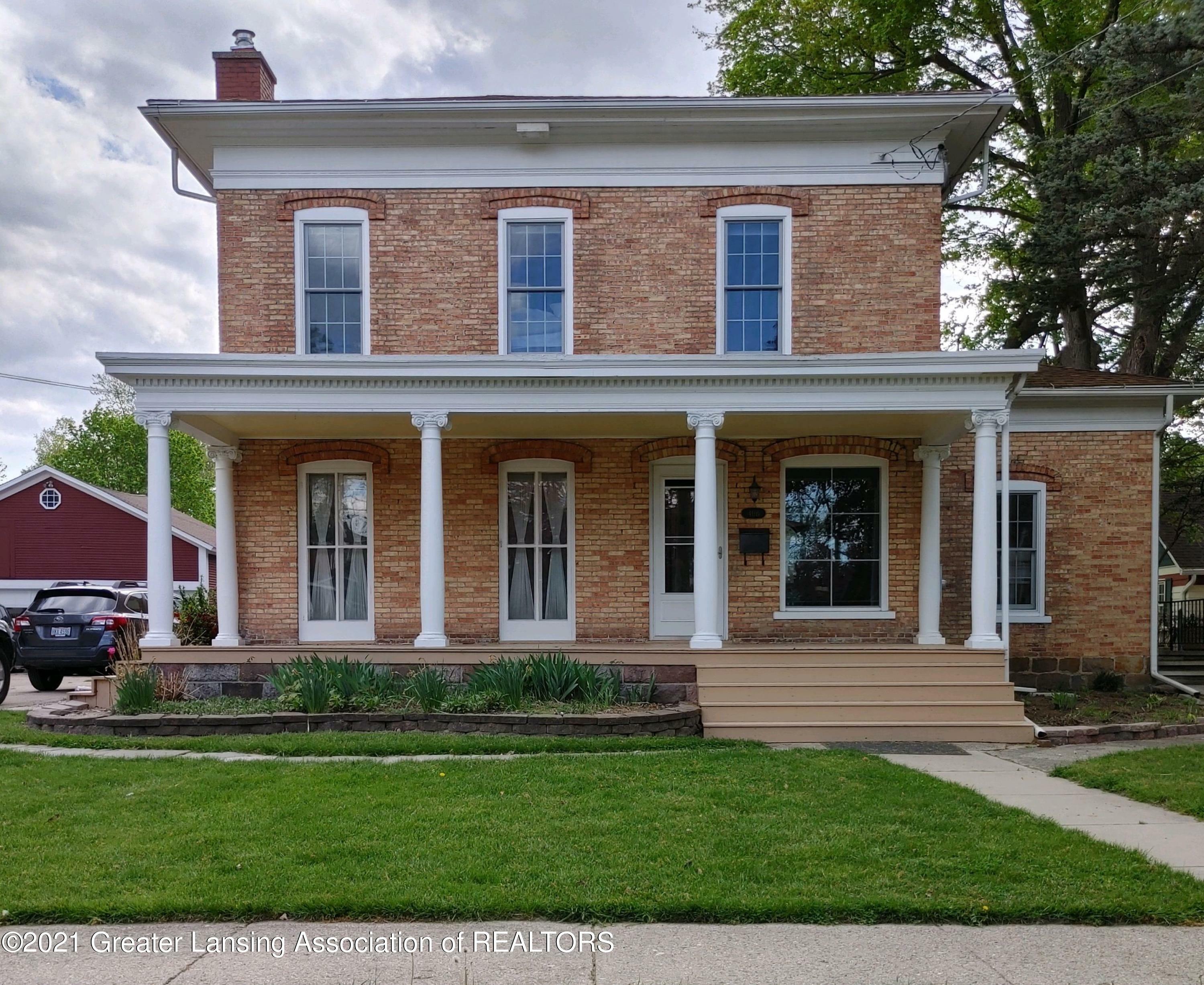 Property Photo:  406 E Jefferson Street  MI 48837 