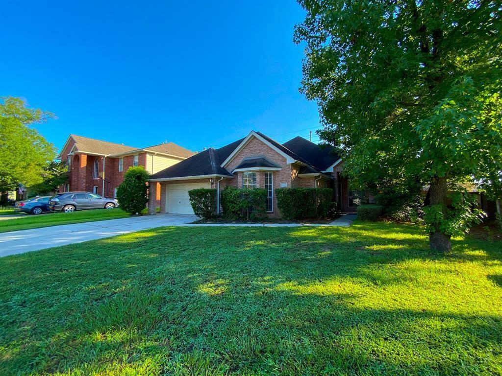 Property Photo:  29810 Sparkling Creek Drive  TX 77386 