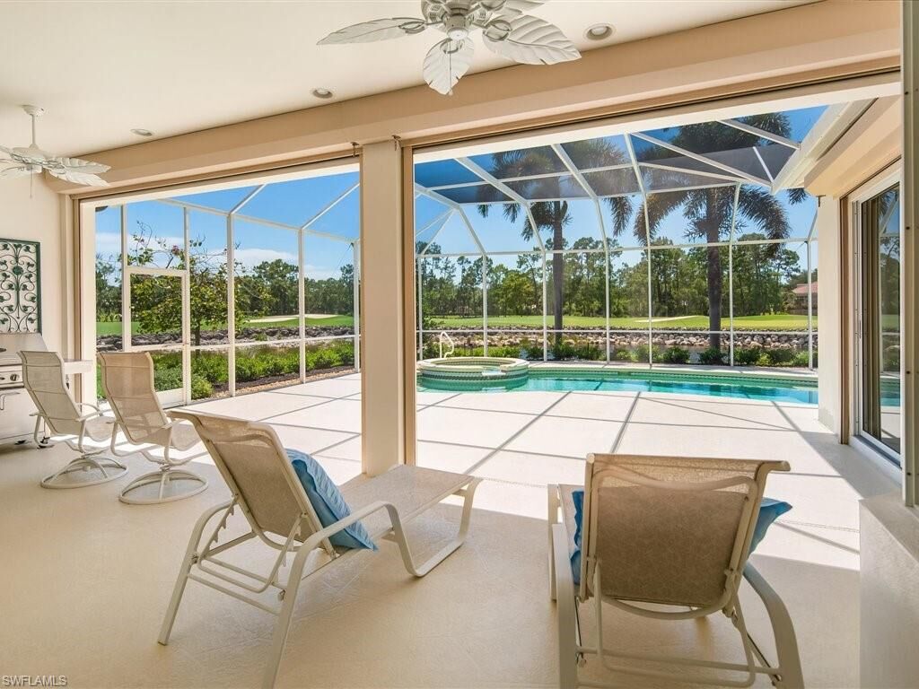 Property Photo: 8420 Northhampton Ct FL 34120