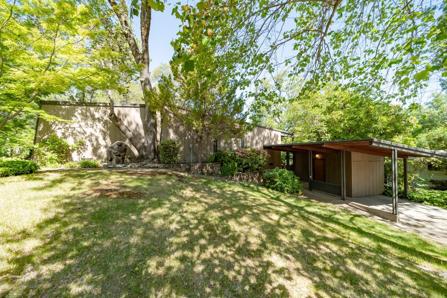 Property Photo:  155 Cul De Sac  CA 95603 