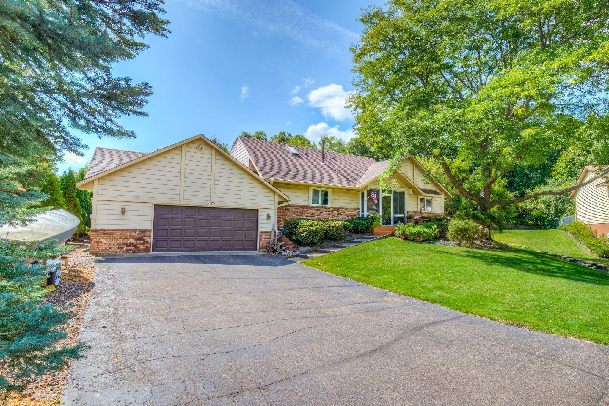 Property Photo: 13617 Harwell Court MN 55124