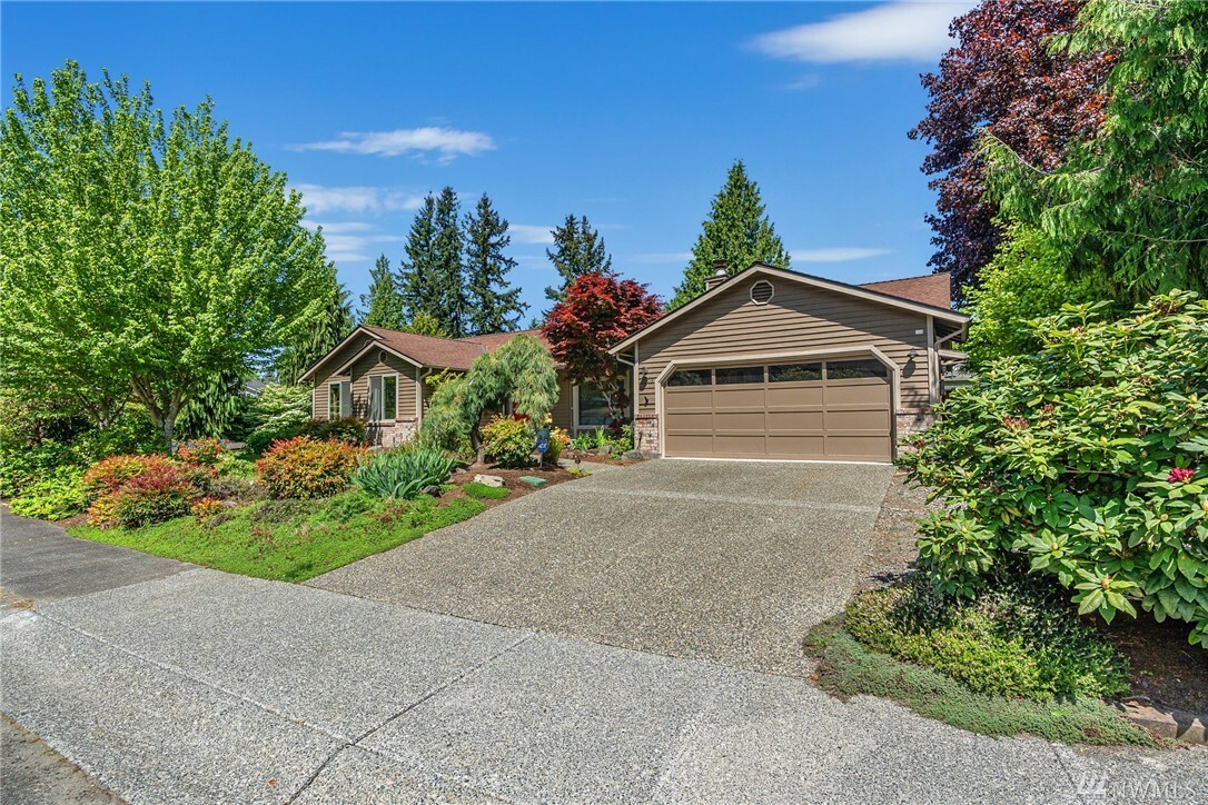 Property Photo:  3005 171st Place SE  WA 98012 