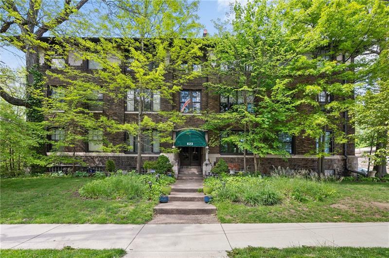 Property Photo: 623 Whitney Ave 6 PA 15221