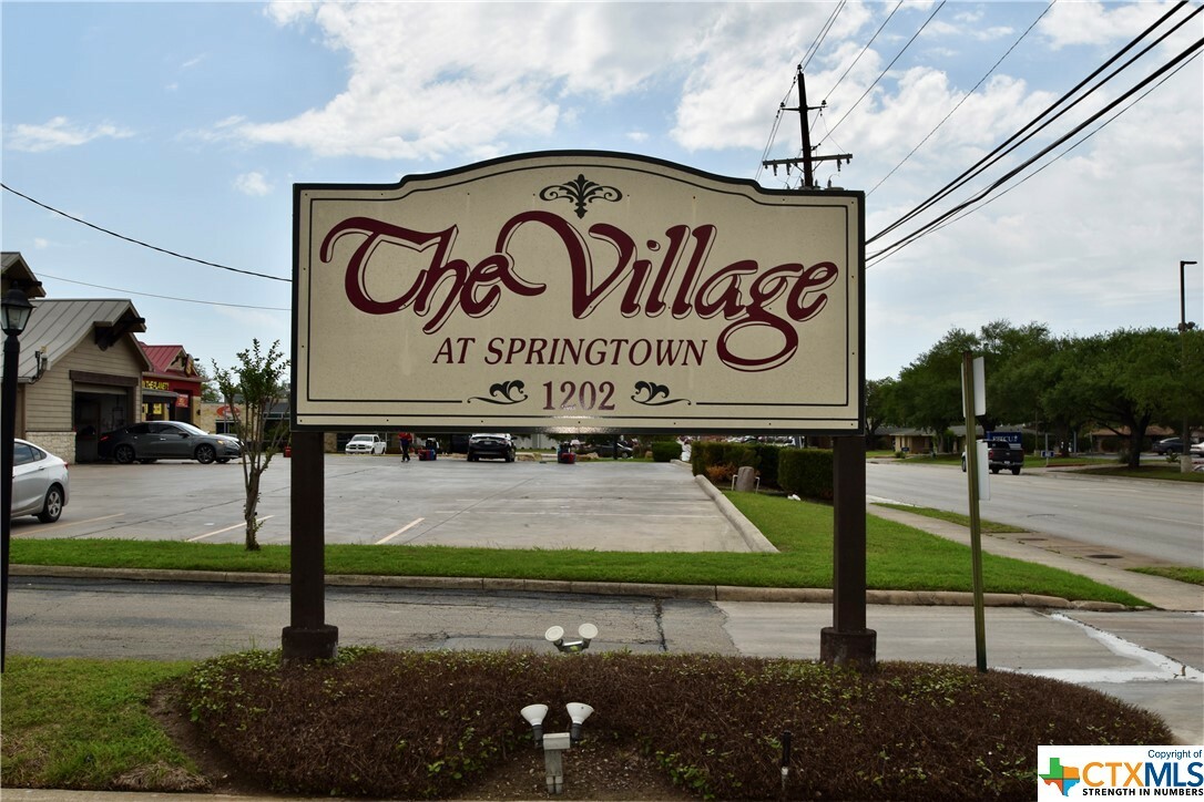 Property Photo: 1202 Thorpe Lane 503 TX 78666