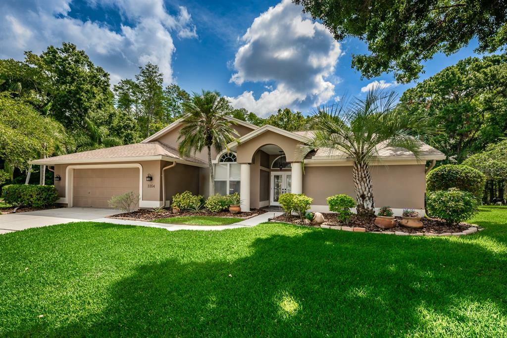 Property Photo:  3354 Wedgewood Way  FL 34688 