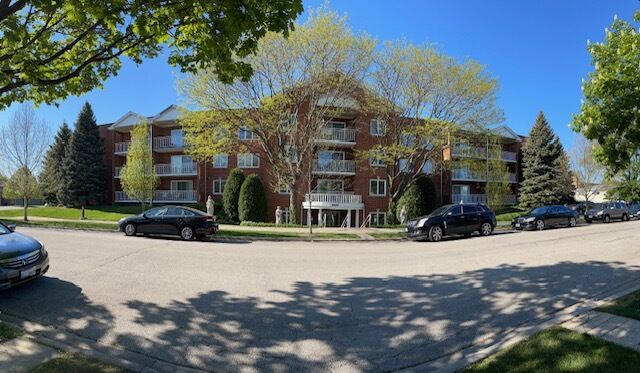 Property Photo:  8650 N Shermer Road 305  IL 60714