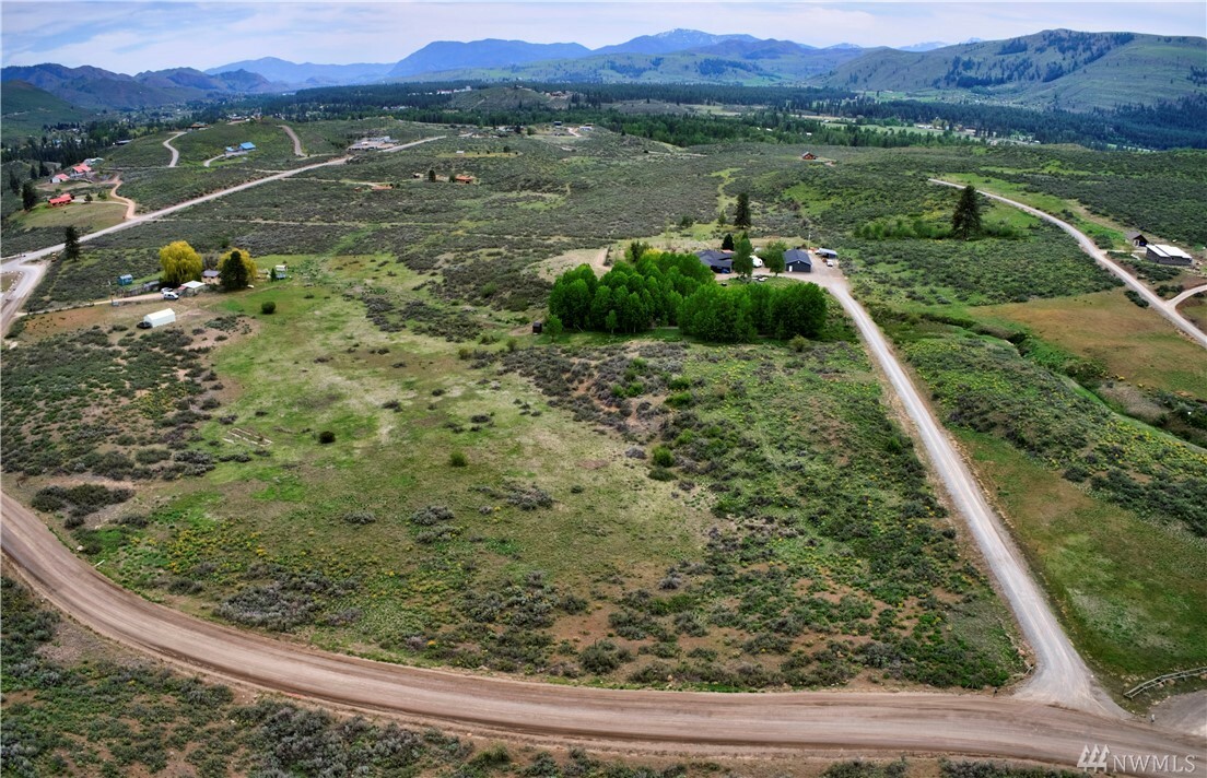 Property Photo:  31 Rendezvous Rd  WA 98862 