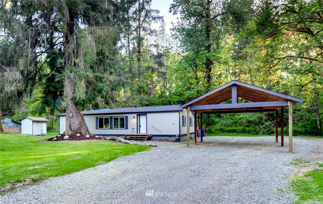 6204 River Valley Road  Granite Falls WA 98252 photo