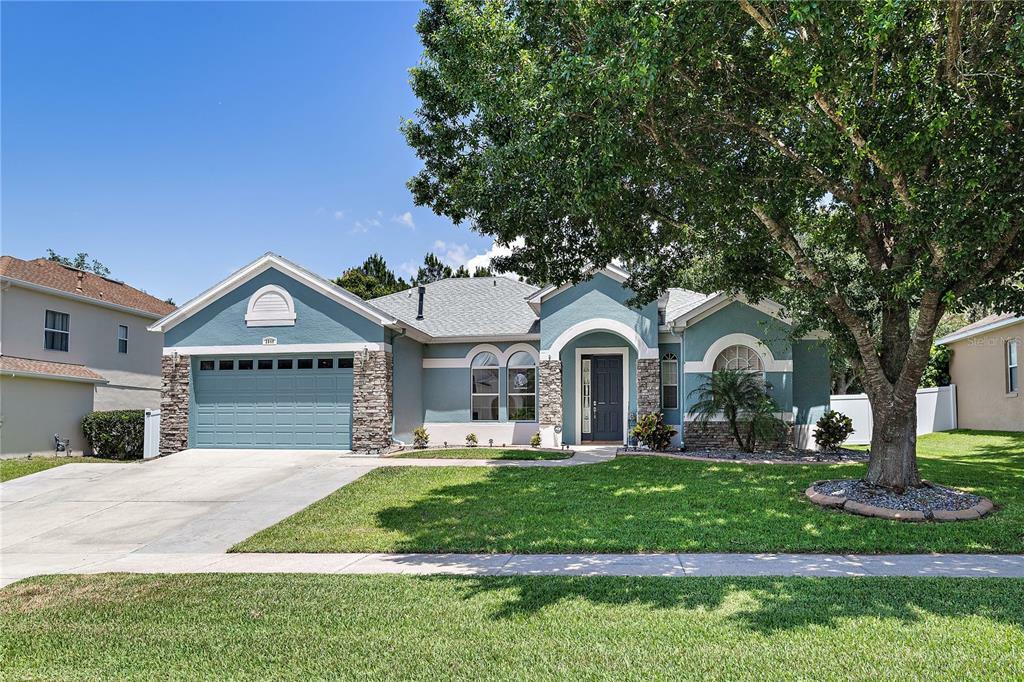 Property Photo:  2840 Majestic Isle Drive  FL 34711 