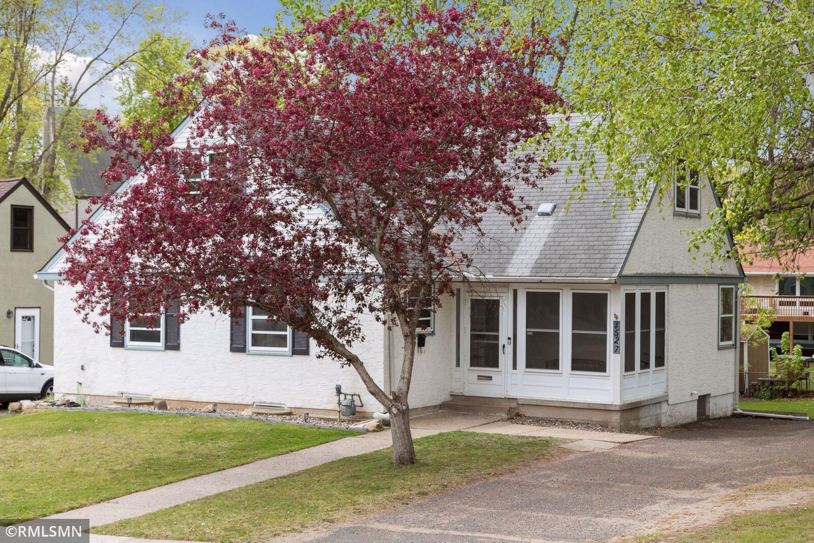 Property Photo:  1527 Atlantic Street  MN 55106 