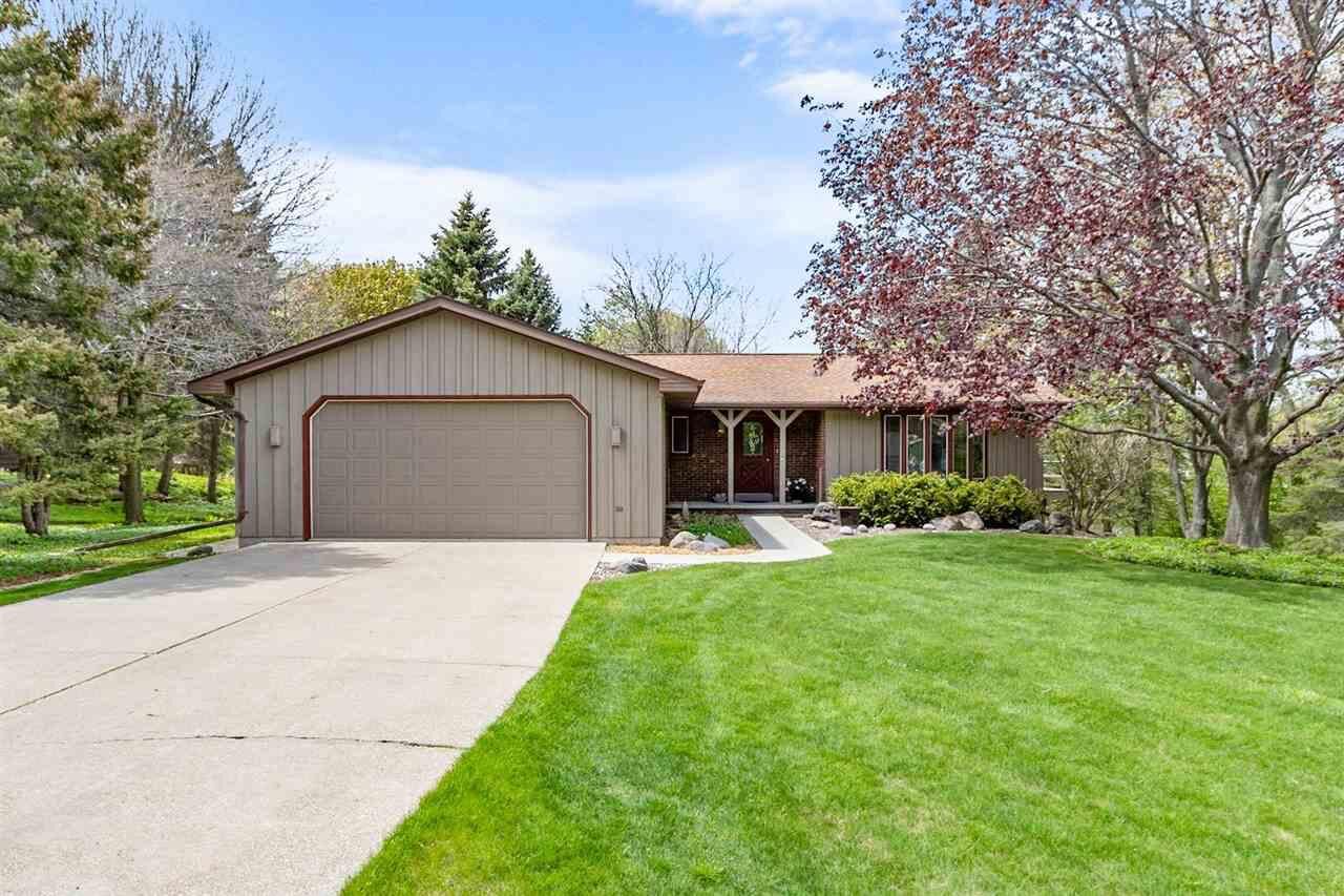 Property Photo: N7767 Sundown Court WI 54169