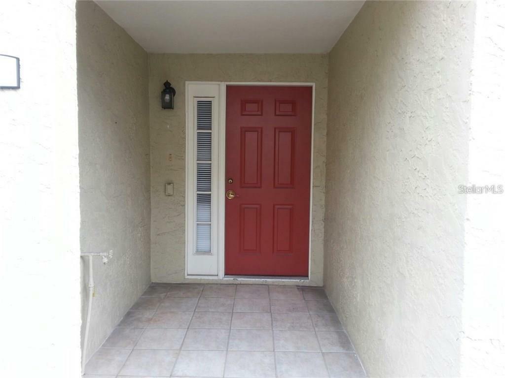 Property Photo:  521 Pinellas Bayway S 102  FL 33715 