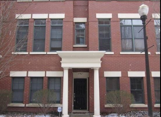 Property Photo:  142 River Walk Court  IL 60120 