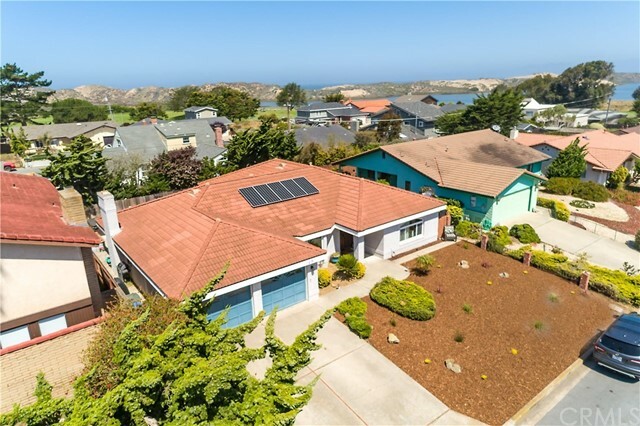 Property Photo:  2181 Humboldt Street  CA 93402 