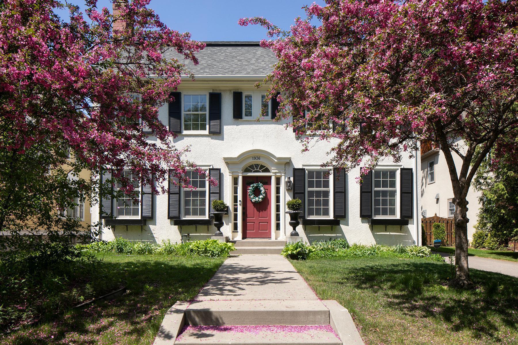 Property Photo: 1936 James Avenue S MN 55403