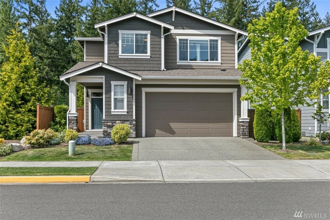 Property Photo:  11901 173rd St E  WA 98374 