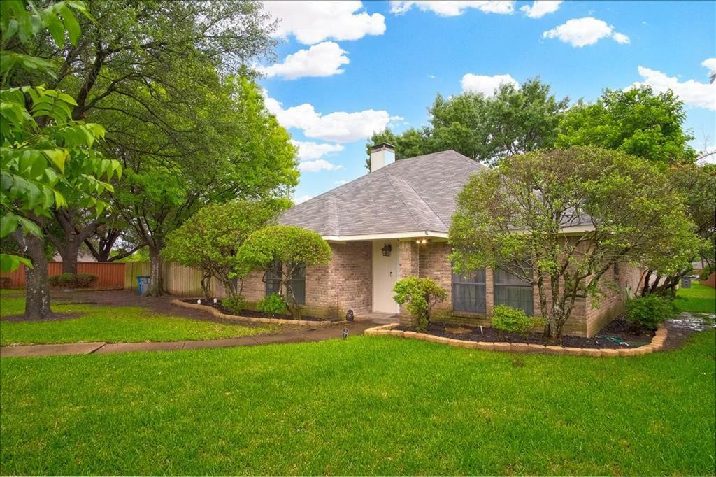 Property Photo:  4518 Parkridge Circle  TX 75048 