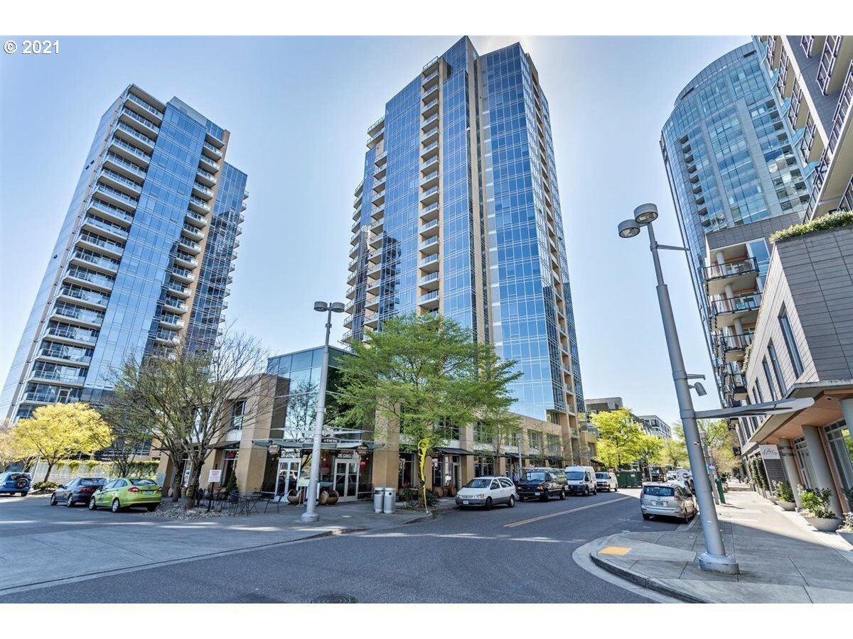 Property Photo: 3570 S River Pkwy 1705 OR 97239