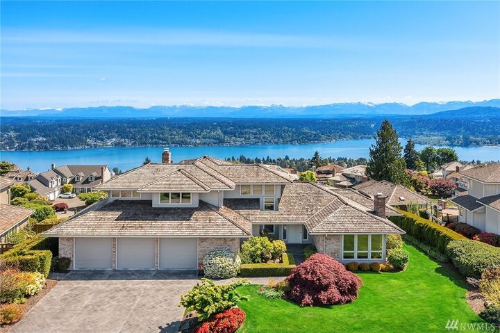 4610 175th Ave SE  Bellevue WA 98006 photo