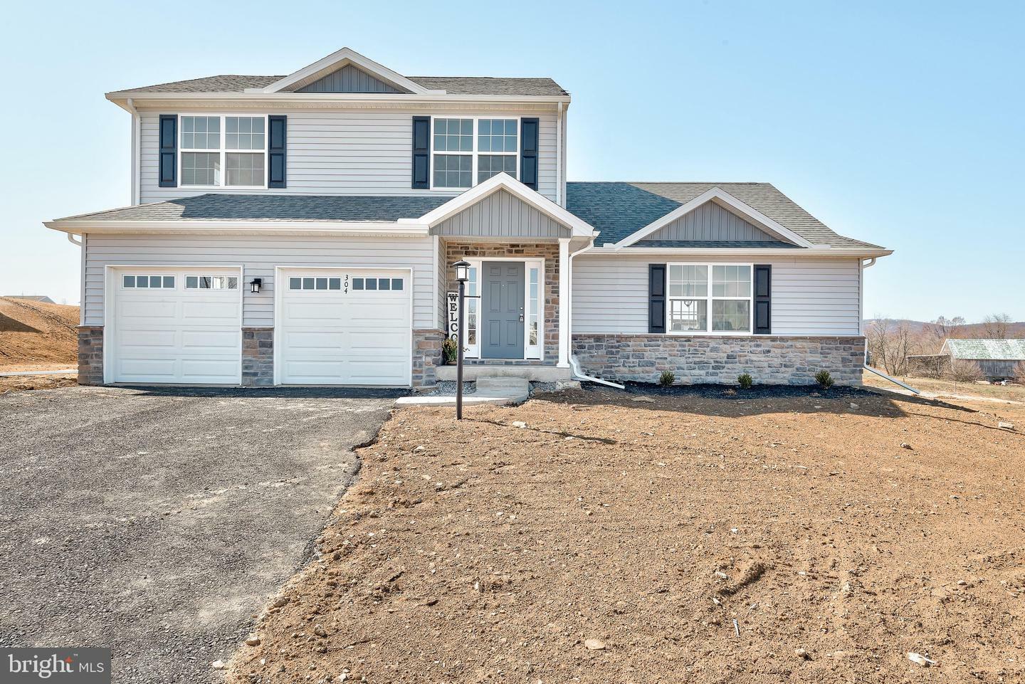 Property Photo: 318 Normandy Lane PA 17019