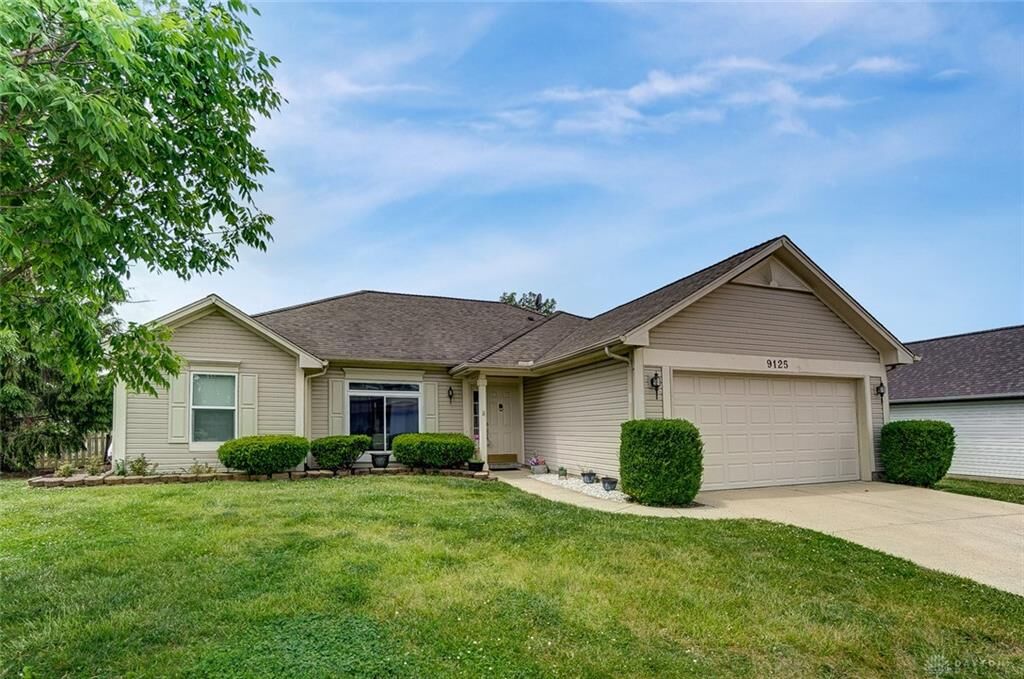 Property Photo: 9125 Muzette Court OH 45342