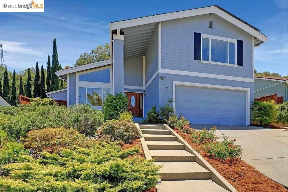 Property Photo: 508 Falcon Way CA 94547