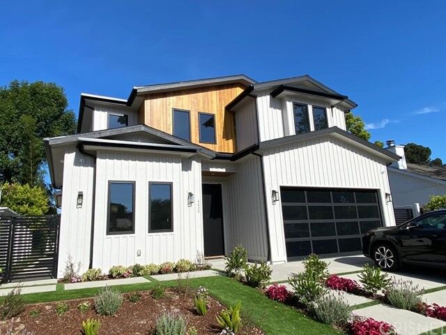 Property Photo:  4439 Kraft Avenue  CA 91602 