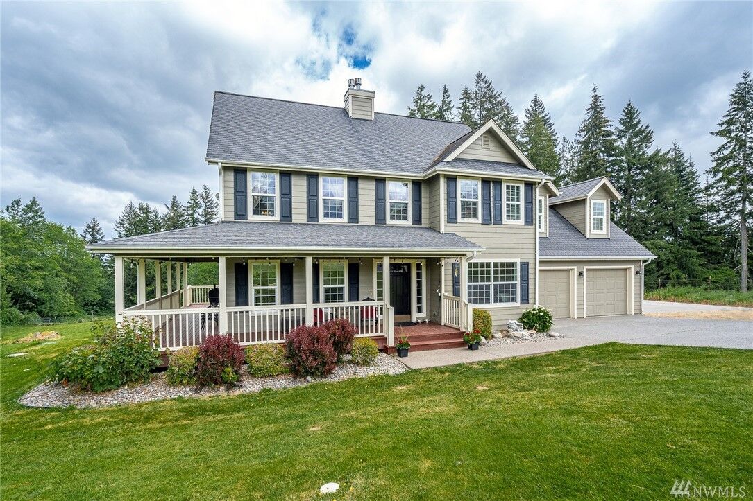 Property Photo: 130 Woodcrest Dr WA 98532