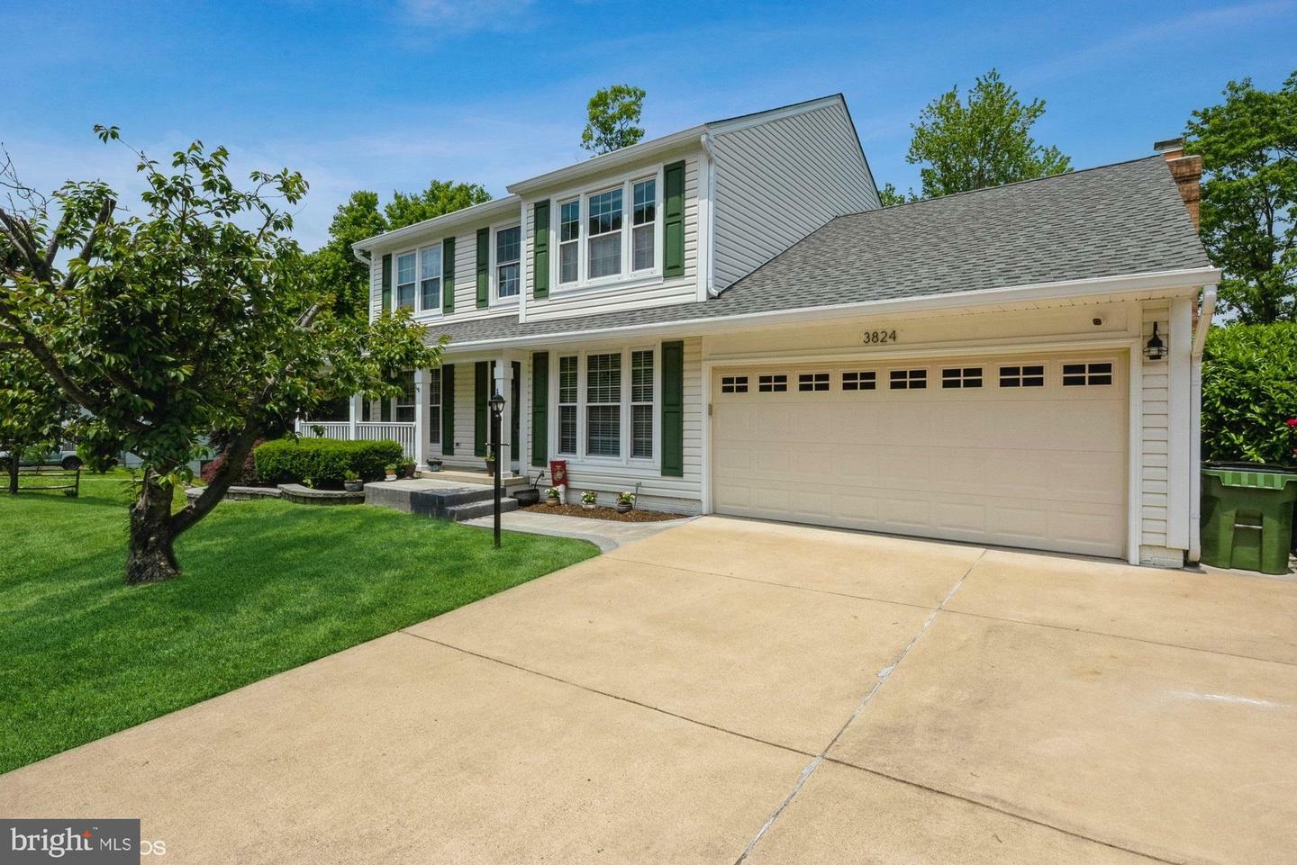 Property Photo:  3824 Appaloosa Drive  VA 22192 