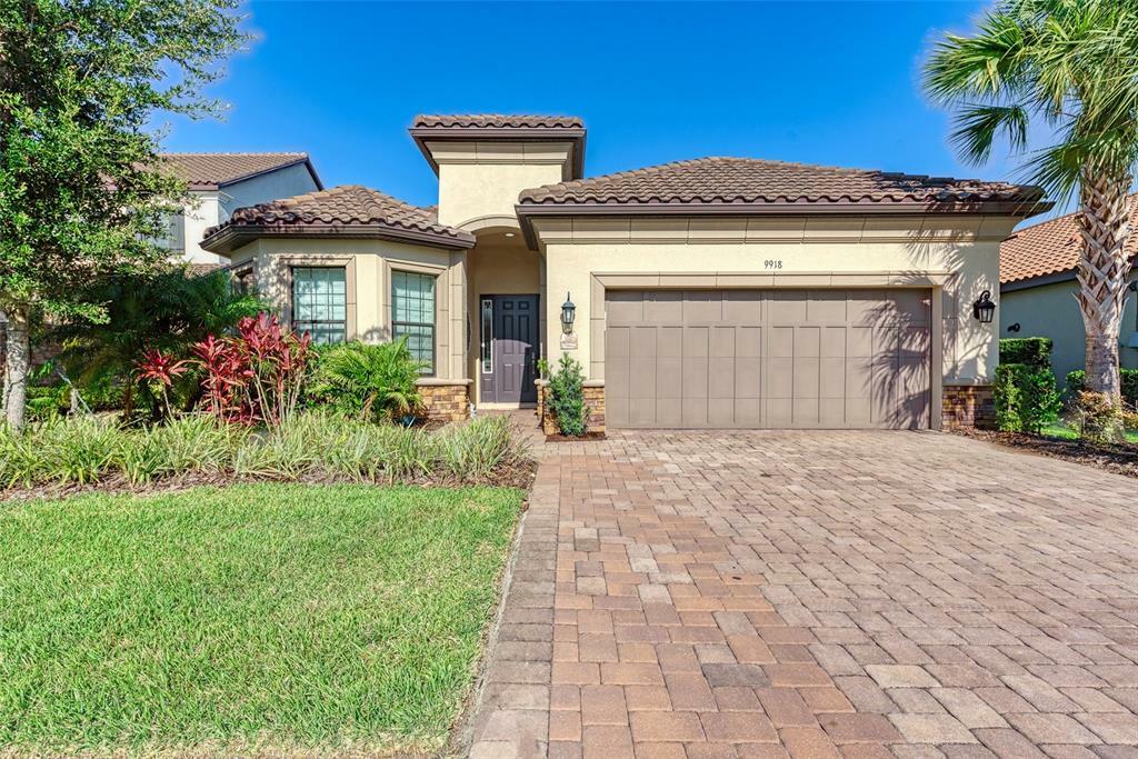 Property Photo:  9918 Craftsman Park Way  FL 34221 